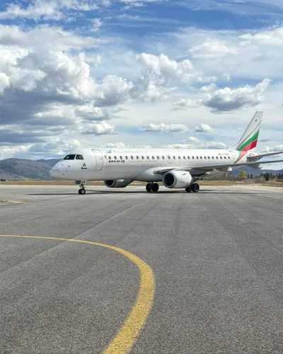 Embraer ERJ-190 u bugarskim bojama