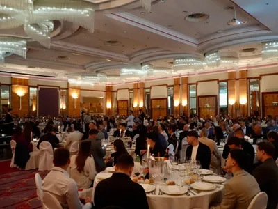 Okupilo se više stotina Mostaraca u hotelu Westin